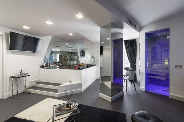 LHP 나폴리 팰리스 & 스파-프레지덴셜룸, 킹사이즈침대 1개 및 소파베드, 분사식 욕조, 시내 전망-5