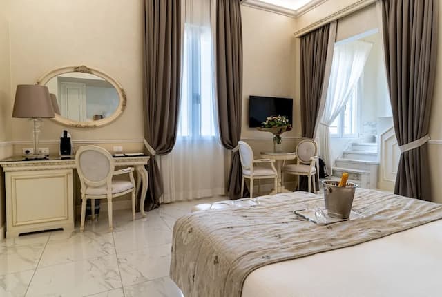 The Moon Boutique Hotel & Spa-Suite Deluxe con Sauna, Idromassaggio e accesso SPA-5