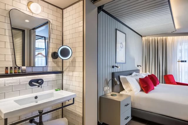 馬德里卡斯特利亞納希爾頓嘉悅里飯店-客房, 1 張特大雙人床, 邊間-4