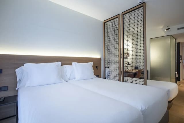 巴塞隆納 Paxton 飯店-豪華三人房-2