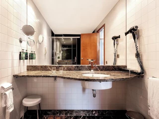 梅里亞錫切斯酒店-雙人房 (With Sofa Bed) (2 Adults + 1 Child)-4