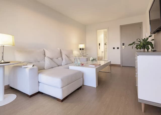 梅里亞錫切斯酒店-普通套房 (Family) (2 Adults + 1 Children)-2