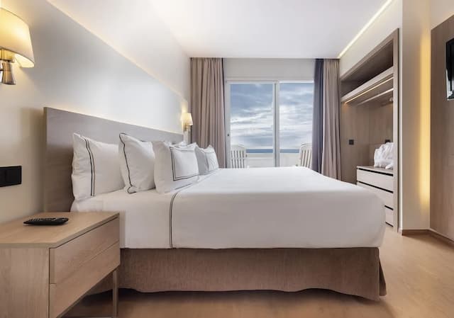 梅里亞錫切斯酒店-普通套房-13