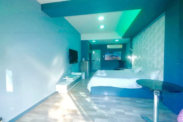 時代度假村-精緻雙人房, 1 張特大雙人床, 可使用泳池, 池畔-3