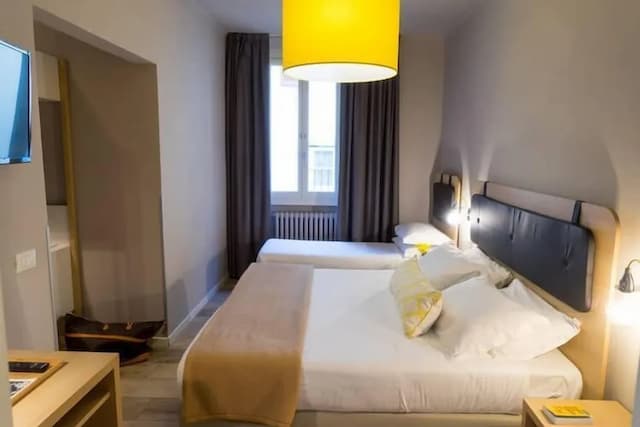 ホテル チェントロ-トリプルルーム-1