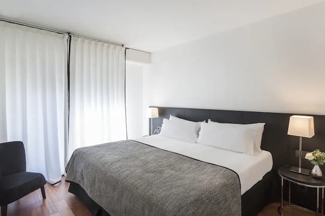 Majestic Hotel & Spa Barcelona-Standard Apartment, Annex Building (Paseo de Gracia)-1