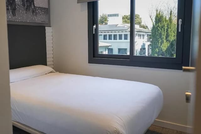 錫切斯酒店-基本單人房-3