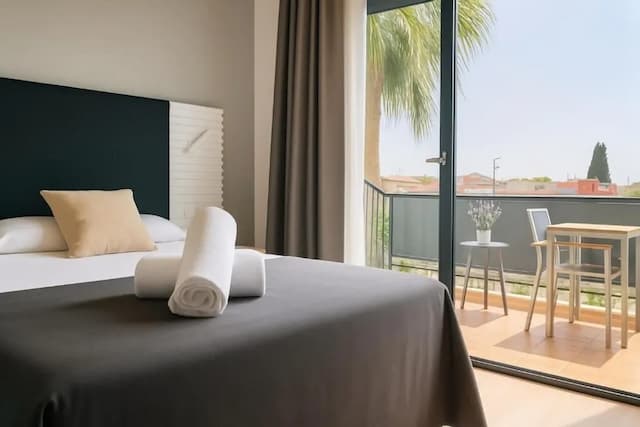 錫切斯酒店-高級雙人房, 露台-2