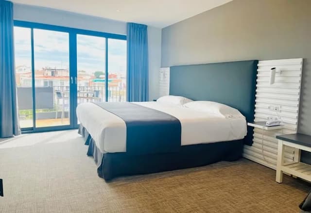 錫切斯酒店-高級雙人房, 露台-1