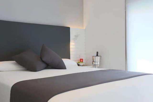 錫切斯酒店-高級雙人房, 露台-3