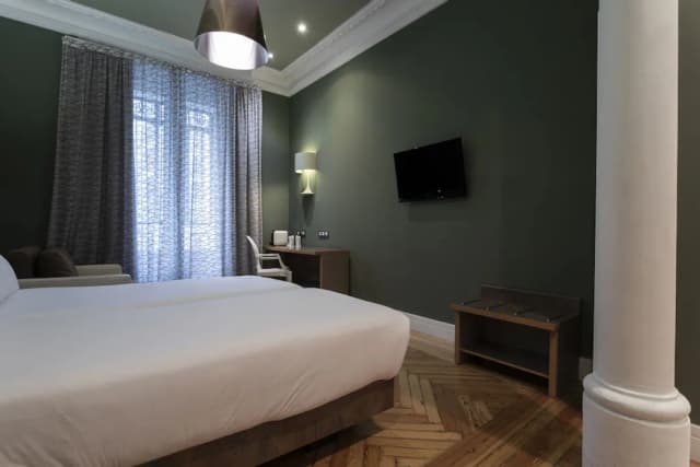 Petit Palace Lealtad Plaza-双人房, 城市景观-10