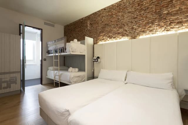 Petit Palace Lealtad Plaza-家庭房-5