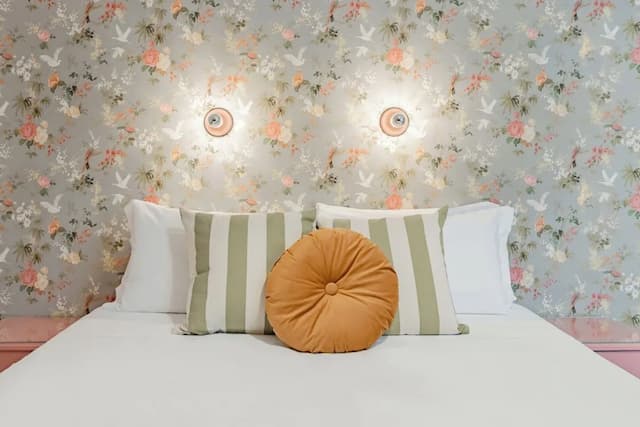 西班牙飯店-豪華四人房-3