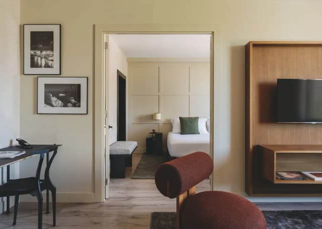 Catalonia Boulevard-Suite-2
