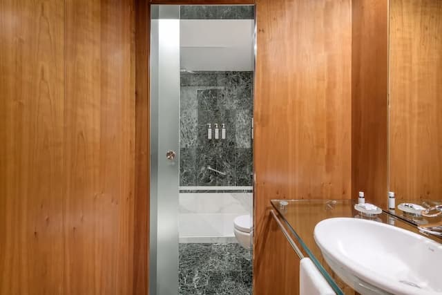 AC Hotel Aitana by Marriott-Standard Room, 1 Queen Bed-6