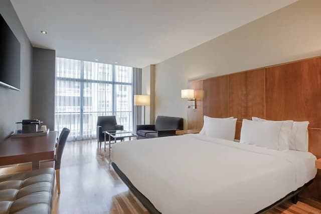 AC Hotel Aitana by Marriott-Superior Room, 1 King Bed-5