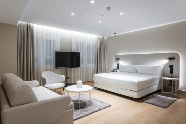 皇家大道飯店-普通開放式套房-1