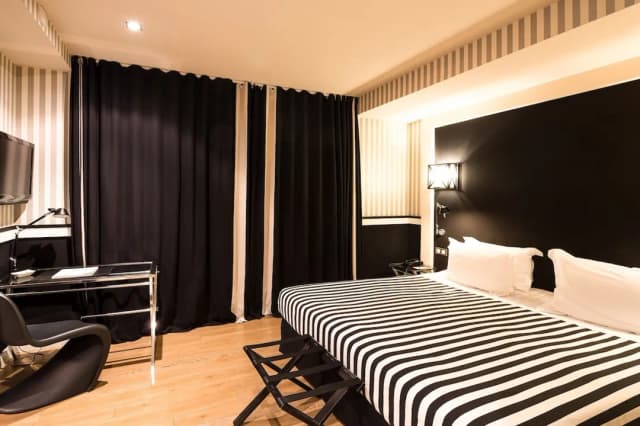 歐洲公園飯店-雙人或雙床房-10