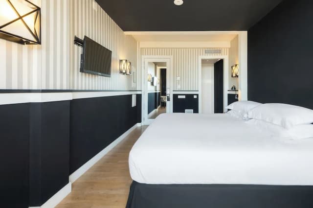 歐洲公園飯店-雙人或雙床房-1