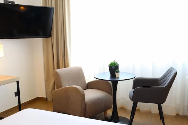 歐洲斜港飯店-高級客房, 部分海景 (1 adult)-1