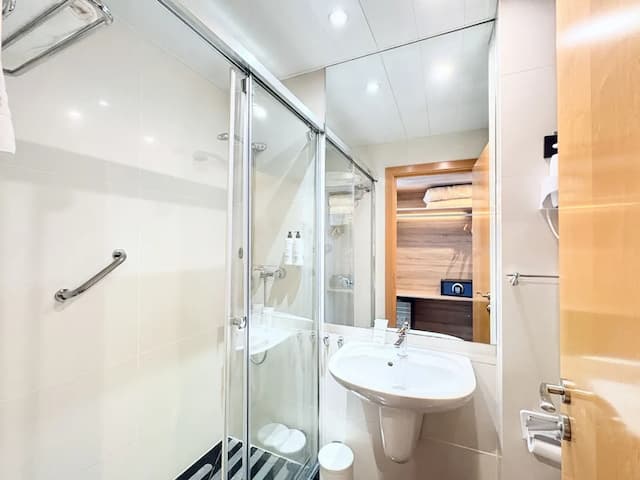 歐洲斜港飯店-高級客房, 部分海景 (2 adults)-8