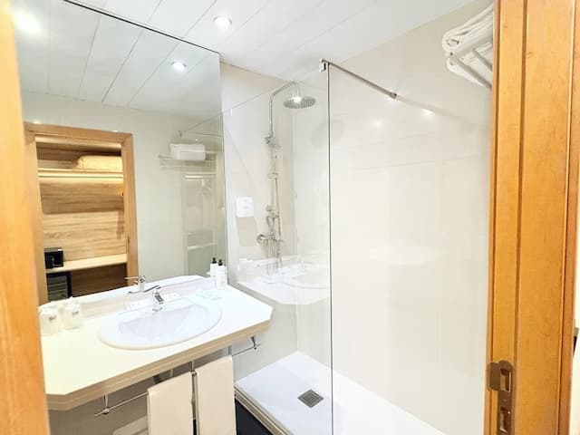 歐洲斜港飯店-標準客房 (1 adult)-7