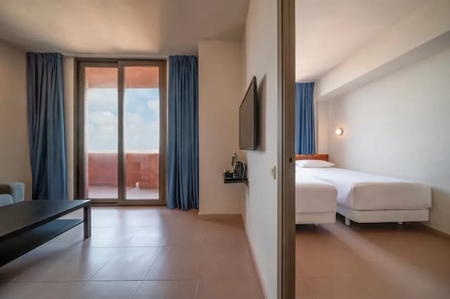 アパルタメントス ヘスペリア サント ジョアン-コンフォート 4 人部屋-3