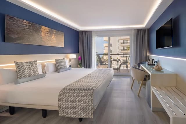 卡莉波利斯酒店-標準雙人房單人入住, 露台, 部分海景-1