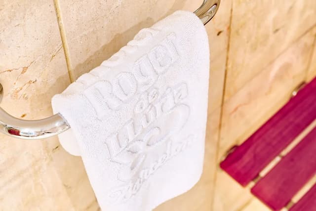 Hotel Roger de Lluria Barcelona-Basic Single Room (Interior)-2