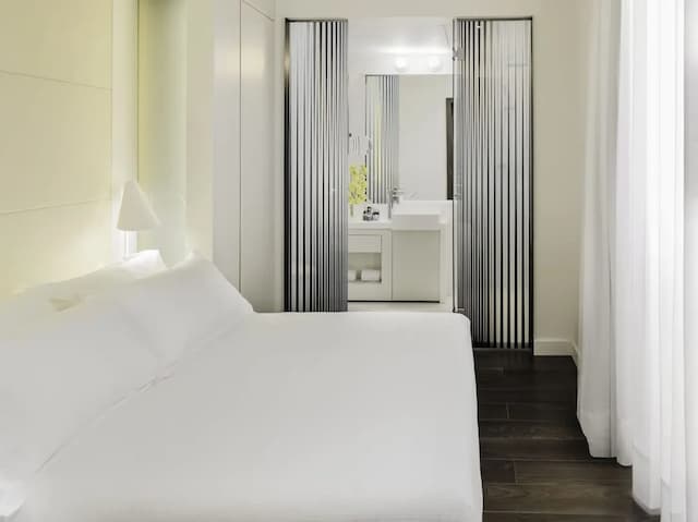 H10 우르키나오나 플라자-Essential  Double-1