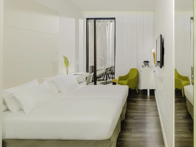 H10 우르키나오나 플라자-슈피리어룸, 테라스-3