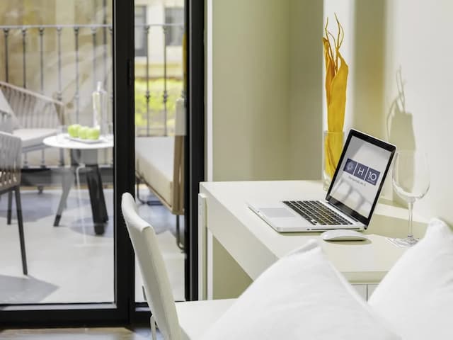 H10 우르키나오나 플라자-슈피리어 더블룸, 테라스-6