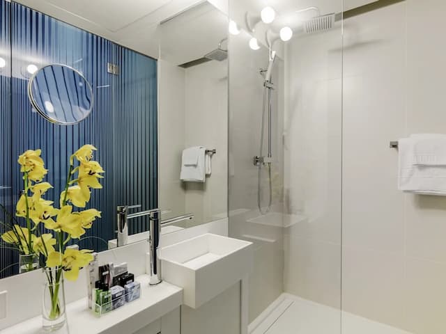 H10 우르키나오나 플라자-패밀리 더블룸-6