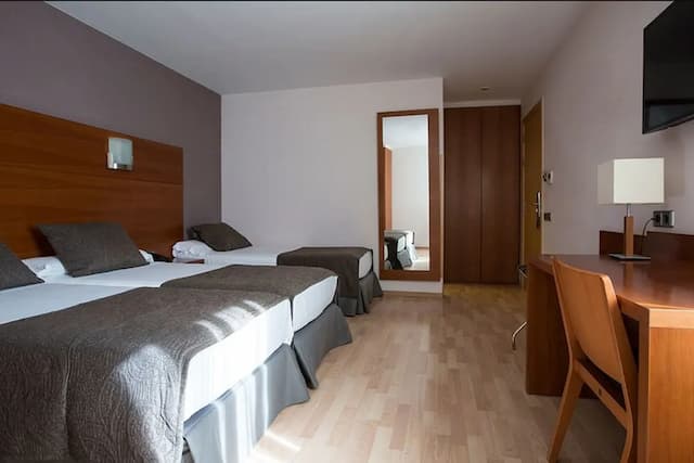 ホテル ヴィア アウグスタ-トリプルルーム-4