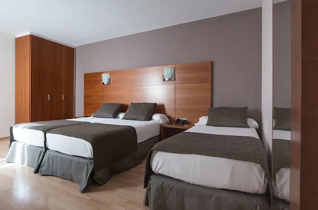 ホテル ヴィア アウグスタ-トリプルルーム-3