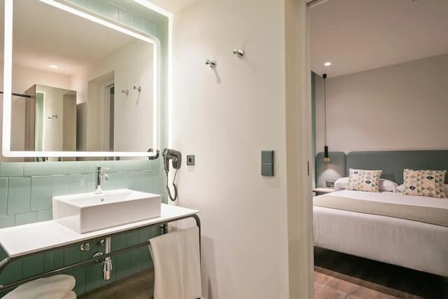 ホテル ヴィア アウグスタ-デラックス シングルルーム-3