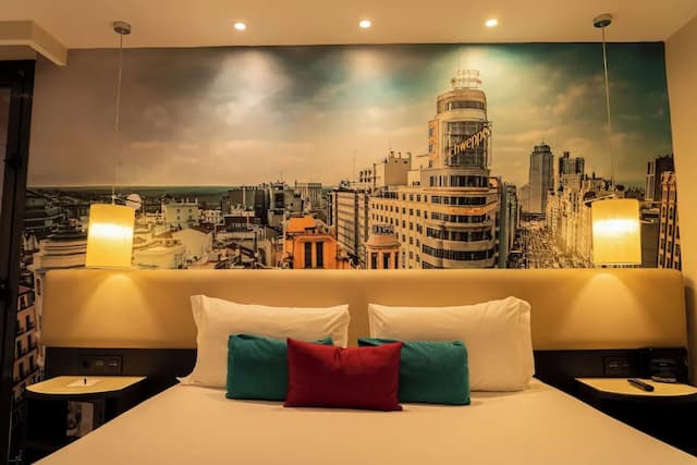 Hotel Indigo Madrid - Gran Via by IHG-标准房, 1 张特大床-7