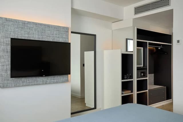 INNSiDE by Melia Barcelona Apolo-The Innside Room Extra Space-6
