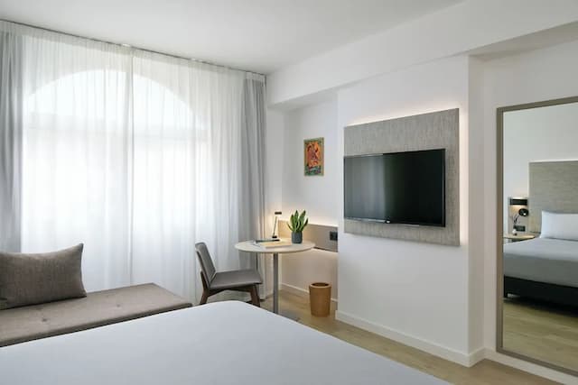 INNSiDE by Melia Barcelona Apolo-The Innside Room Extra Space-12