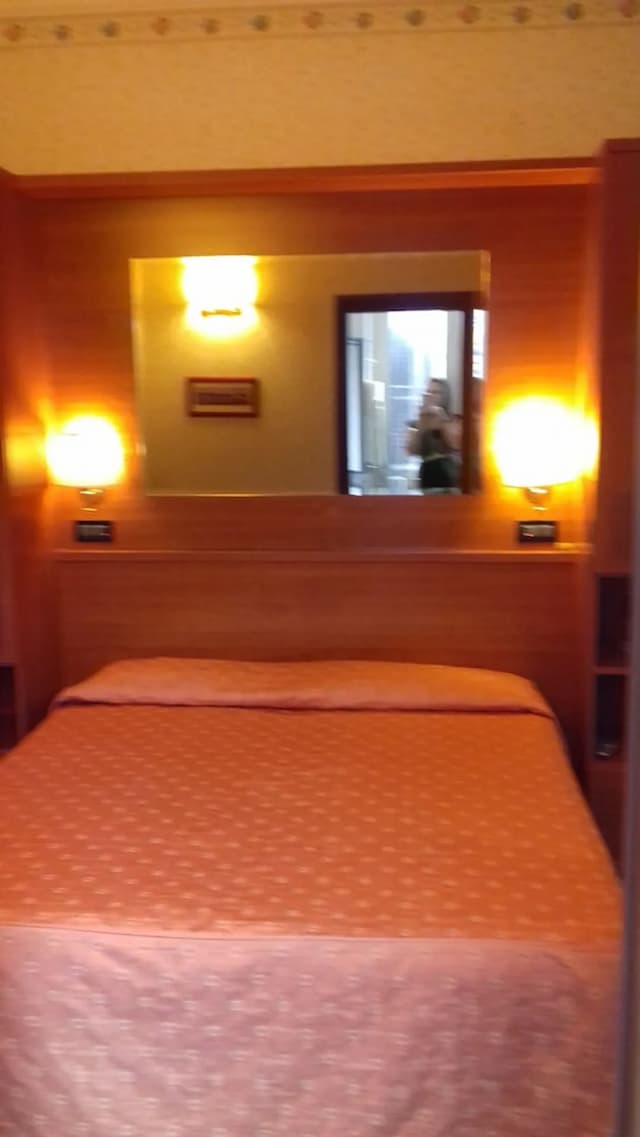 호텔 디나-더블룸 또는 트윈룸-6