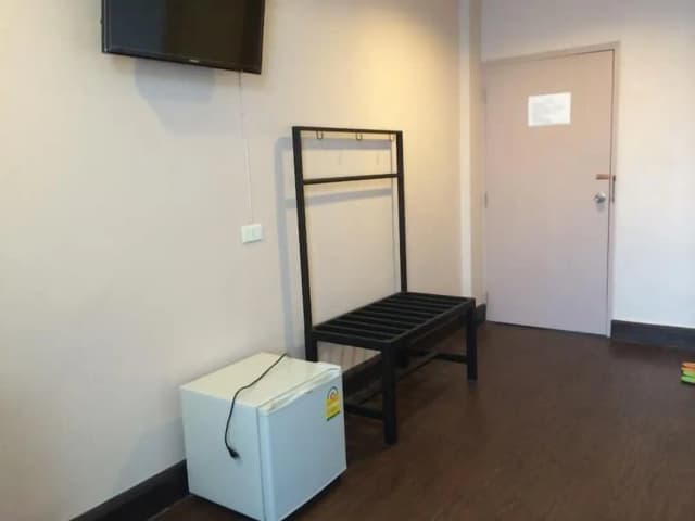 Suksawad Hotel-Standard Double Bed-1