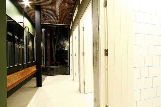 這裡青年旅舍-6-Bed Mixed Dorm-9