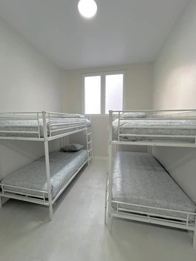 Hostel Oasis-Shared Dormitory-10
