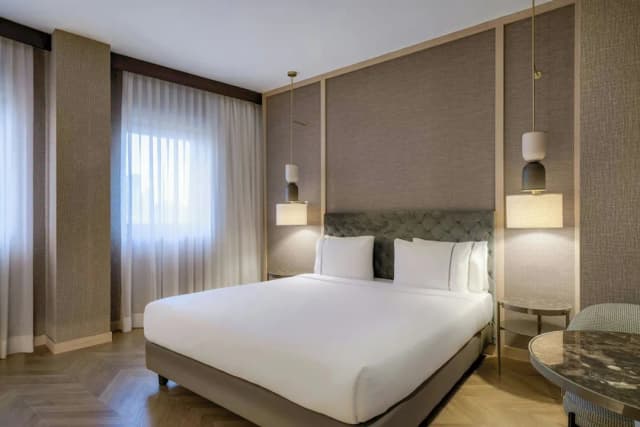 AC Hotel Milano by Marriott-Standard Room, 1 King Bed-7