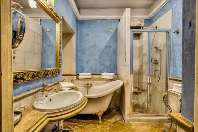 ROMANICO PALACE LUXURY HOTEL & SPA-Classic Room, 2 Queen Beds-8