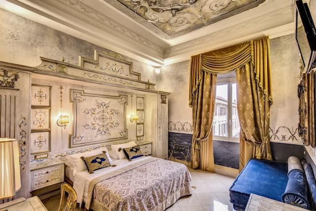 ROMANICO PALACE LUXURY HOTEL & SPA-Classic Triple Room-5