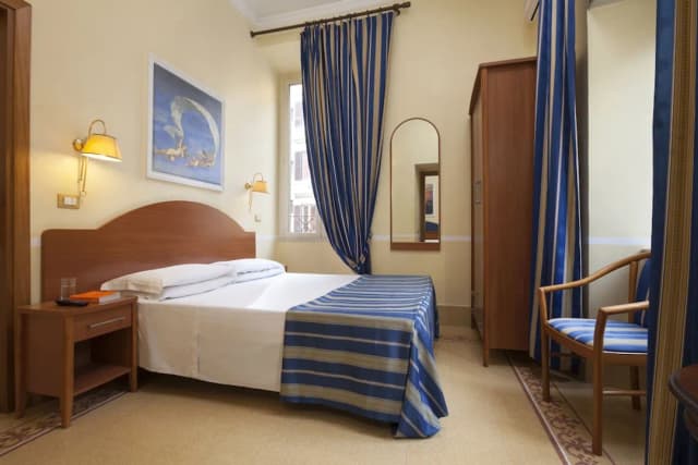 甘迺迪飯店-雙人或雙床房-6