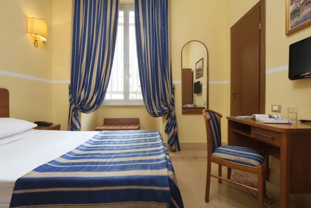 甘迺迪飯店-單人房-1