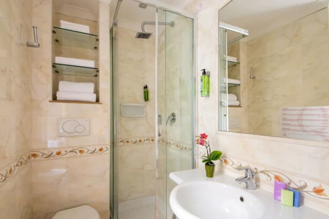 牛津飯店-雙人房單人入住-4