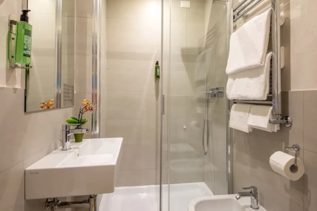 牛津飯店-雙人或雙床房-4